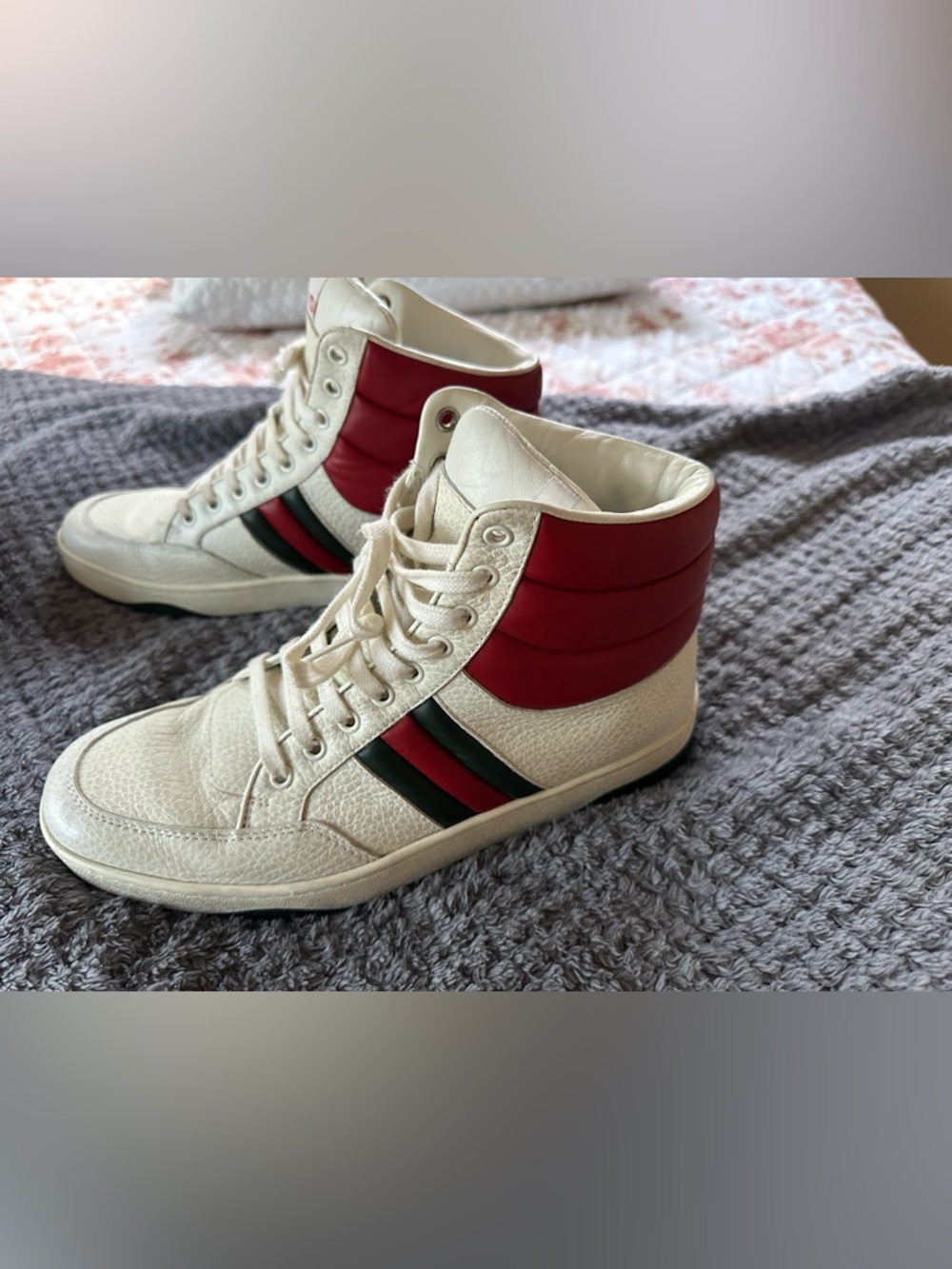 Men's High-Top Sneakers in White with Red and green Stripes